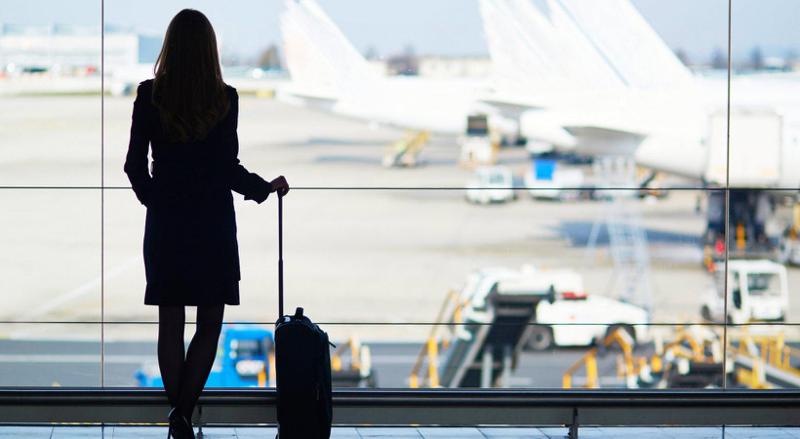 სამ თვეში მივლინებებზე ბიუჯეტიდან 18 მილიონ ლარზე მეტი დაიხარჯა - რომელი სამინისტრო რამდენს ხარჯავს