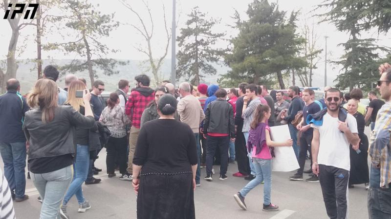 რუსთავის აქციის მონაწილეები თეა წულუკიანს 24-საათიან ვადას აძლევენ