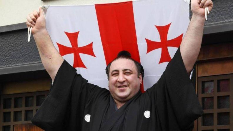 "ტრამპი გაოცებული მიყურებდა - როგორც ჩანს, "თავისიანი" ვეგონე" - ტოჩინოშინი სკანდალური შეჯიბრის დეტალებზე