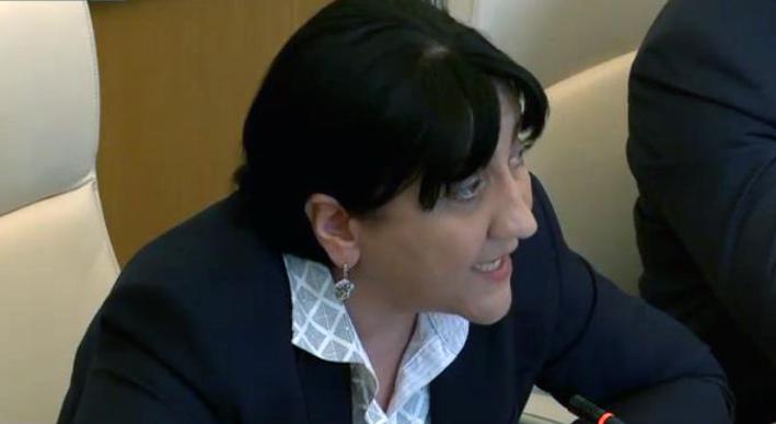 ირმა ინაშვილი აკაკი ბობოხიძეს: "დაახვიე ახლა აქედან!"