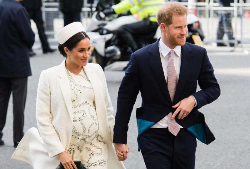 პატარა პრინცი დაიბადა - მეგანი და ჰარი ბიჭის მშობლები გახდნენ