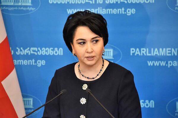 ეკა ბესელია ვანო ზარდიაშვილს ეთიკის საბჭოში უჩივლებს