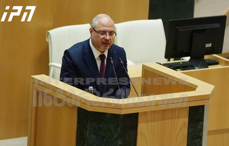 "ქართულმა მხარემ შემომთავაზა პრეზიდიუმში ადგილი, სადაც მიწვევს მასპინძელი, იქ ვიკავებ ადგილს" - სერგეი გავრილოვი