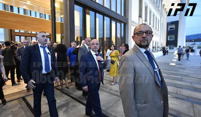 "საქართველოში სახელმწიფო გადატრიალების მცდელობას ვხედავთ, რომლის კოორდინირებაც, დაკავშირებულია სააკაშვილთან"