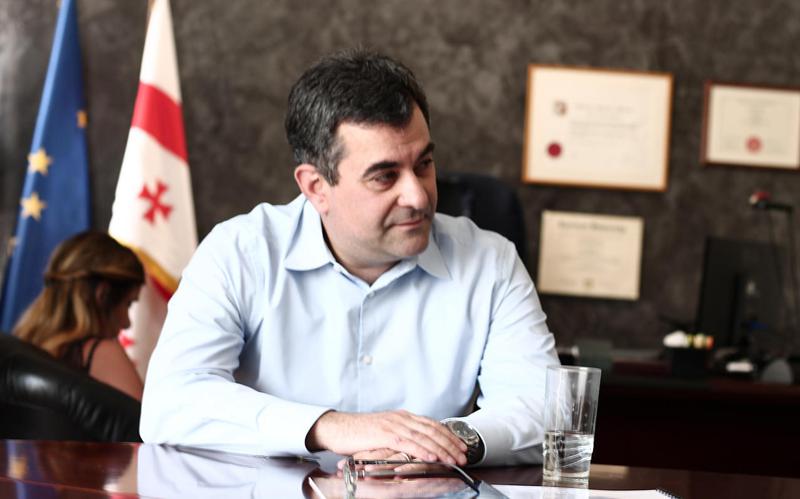 "საბერძნეთში საქართველოდან არაკვალიფიციური მუშახელია წარმოდგენილი" - ელჩი ემიგრანტების ლეგალური ბინადრობისა და დასაქმების პროცესზე