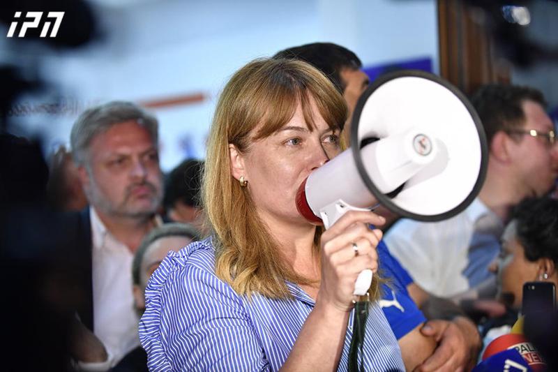 თუ მეორე ტური გამოცხადდება, მზად ვარ, ამოღებული ხმალით გავაგრძელო ბრძოლა მეორე ტურში - სანდრა რულოვსი