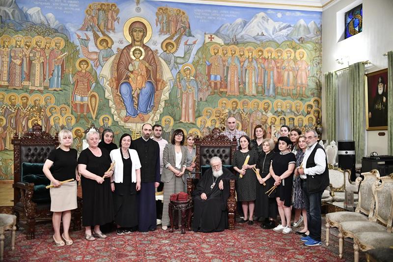 პირველად საქართველოში - "ბიბლია განმარტებებით" უკვე გამოიცა