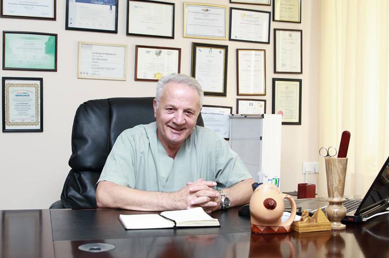 როგორ დავიცვათ თავი ძუძუს კიბოსგან - ცნობილი მამოლოგის, პროფესორ  გია ნემსაძის რჩევები ქალებს