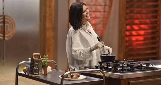 „რადგან აქ ვარ, მინდა ისე მოვამზადო, რომ ჟიურის მოეწონოს“ - რატომ მივიდა სოფო ხალვაში „მასტერშეფში“