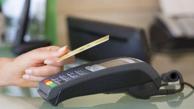 როგორ გამოვიყენოთ საკრედიტო ბარათი ეფექტურად და მინიმალური დანახარჯით