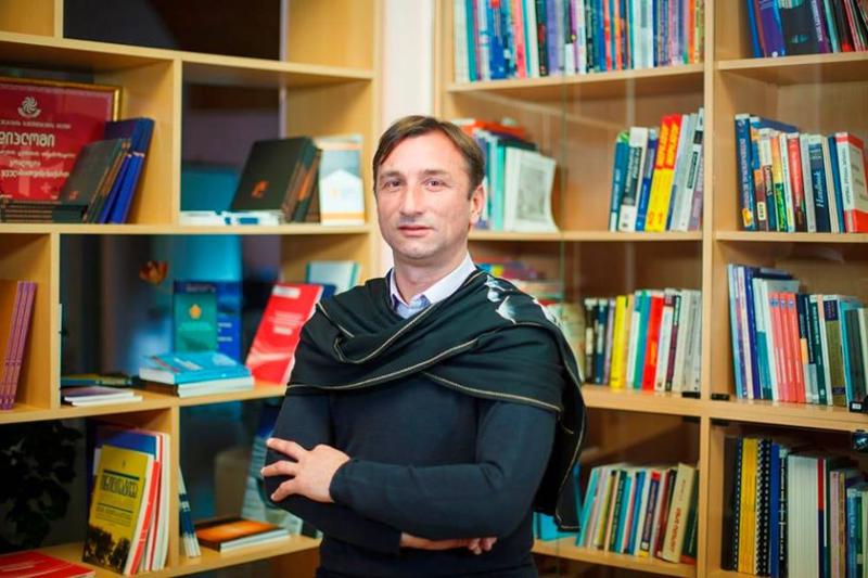 10 წიგნი ბავშვებს ზაფხულის არდადეგებისთვის ლადო აფხაზავასგან