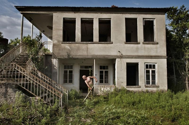 აფხაზების დავა ქართველების ნასახლარებზე გრძელდება - "ვიღაცეები ქართველებს დაუკავშირდნენ და თანხაც კი შესთავაზეს..."