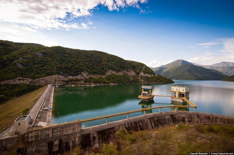 ჟინვალის წყალსაცავში ჩაძირული ქალაქის საიდუმლო...