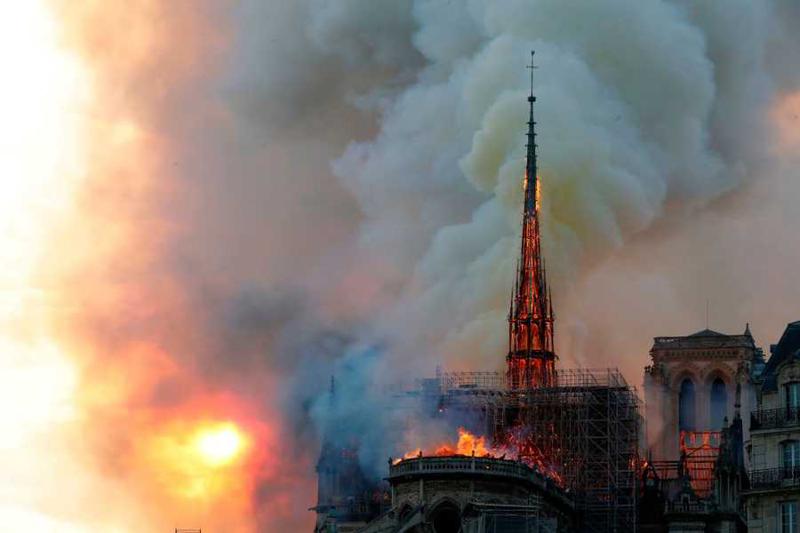 საფრანგეთის შსს - პარიზის ღვთისმშობლის ტაძრის გადარჩენა გარანტირებული არ არის