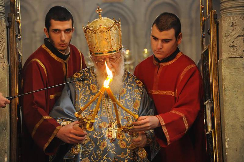 სულიერი სიცარიელის ფონზე ახალგაზრდებში გახშირდა თვითმკვლელობა  - ილია მეორე