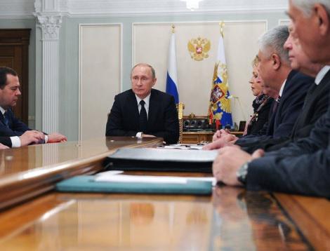 ვლადიმერ პუტინმა რუსეთის უშიშროების საბჭოს სხდომაზე საქართველოში შექმნილი მდგომარეობა განიხილა