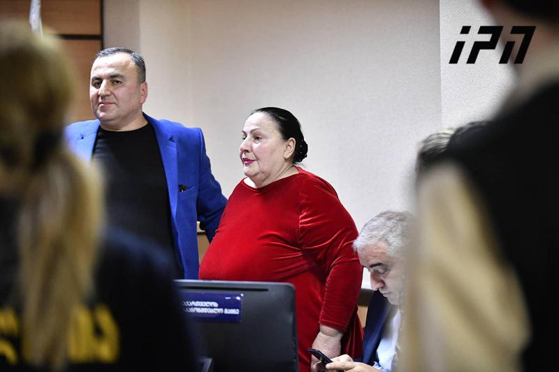 როენა ხუცურაული 30 000 ლარს დღესვე გადაიხდის და სასჯელაღსრულების დაწესებულებას დატოვებს