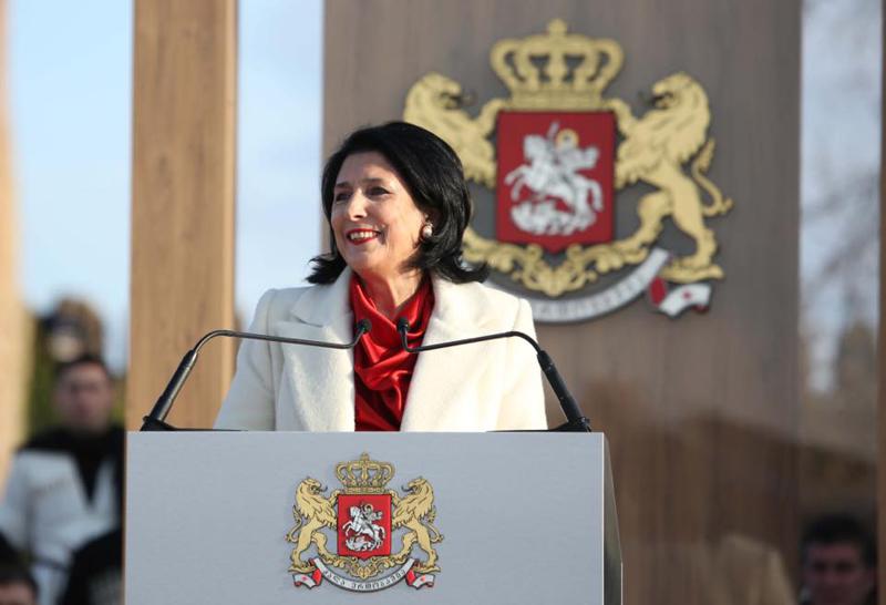 სალომე ზურაბიშვილი ამბობს, რომ ჯართან დაკავშირებული განცხადება ჯარს არ ეხებოდა - პრეზიდენტის განმარტება