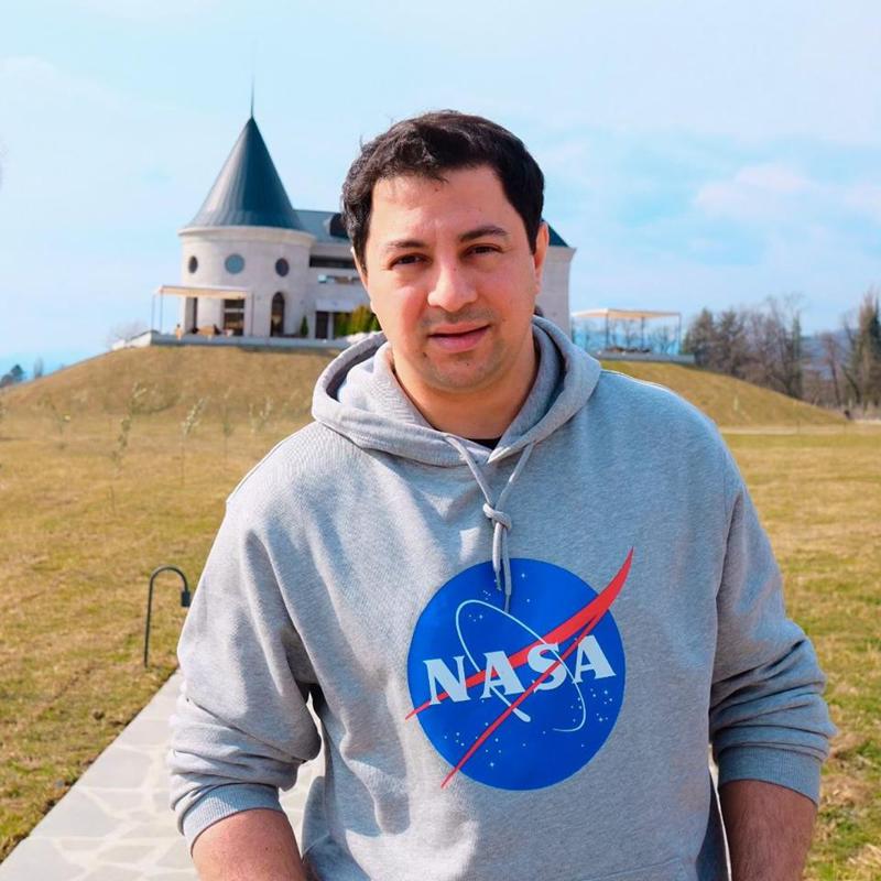 "თვითიზოლაციის პერიოდი გავიარე და ვბრუნდები " - არჩილ თალაკვაძე დღეიდან საპარლამენტო საქმიანობას უბრუნდება