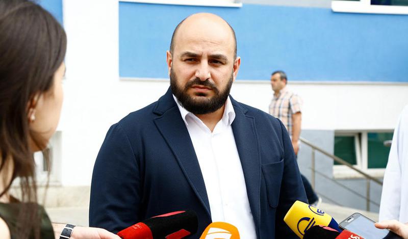 გადაუდებელი დახმარების ცენტრის ხელმძღვანელი - აქციაზე დაშავებულის გარდაცვალების შესახებ ინფორმაციას კატეგორიულად უარვყოფ