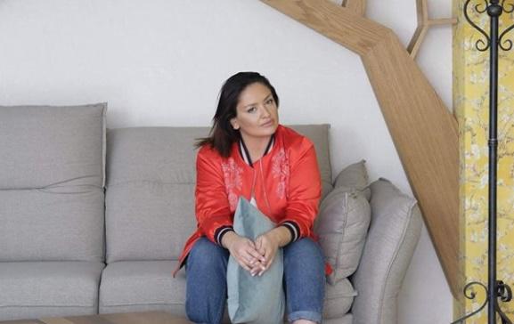 თიკა ჯამბურია - "ჩემი სტუმრები რუსეთიდან ტაქსის მძღოლს აეროპორტის ტრასაზე დაუტოვებია...  უკულტუროები ვართ"