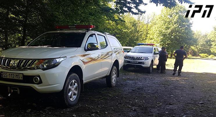 "ბავშვმა უცებ "რუგზაკი მოიხსნა" და გადახტა წყალში," - რას ჰყვებიან ლაგოდეხში მომხდარი უბედური შემთხვევის თვითმხილველები