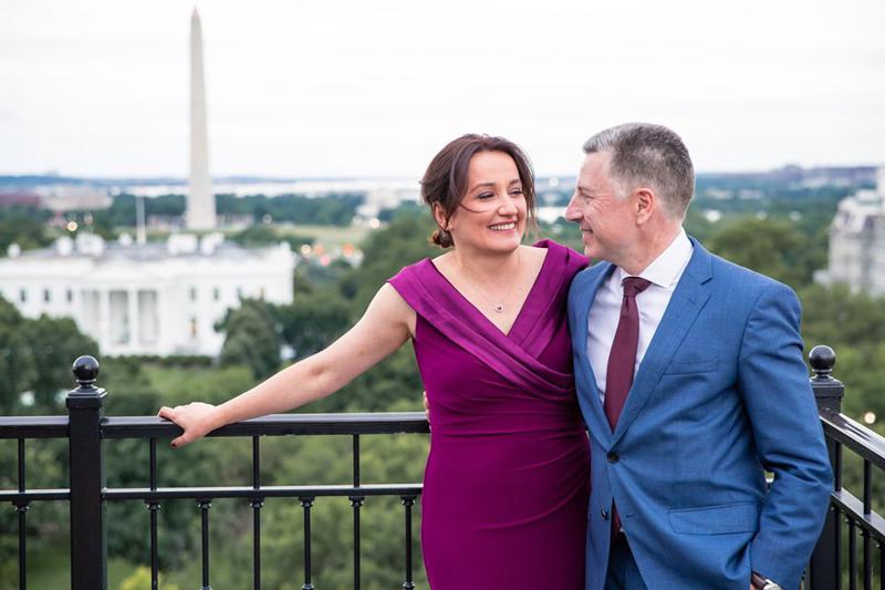 ქართველი ჟურნალისტი ამერიკელ პოლიტიკოსზე დაქორწინდა - „ყველაფერი ულამაზესი იყო, ამინდი, სტუმრები, ატმოსფერო, მუსიკა...“