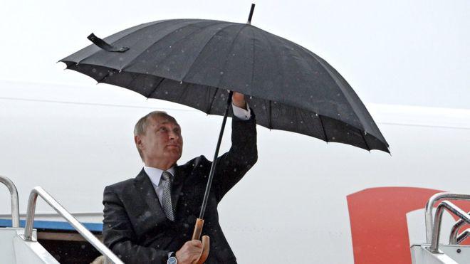 პუტინის პოპულარობა სულ უფრო იკლებს, თუმცა მოსკოვს რეიტინგების არ სჯერა