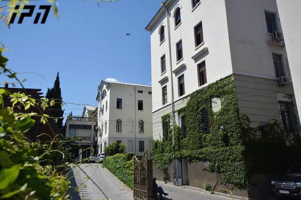 საპატრიარქო განმარტავს, ვის ექნება მანქანით გადაადგილების უფლება დღევანდელი და სააღდგომო მსახურებისთვის