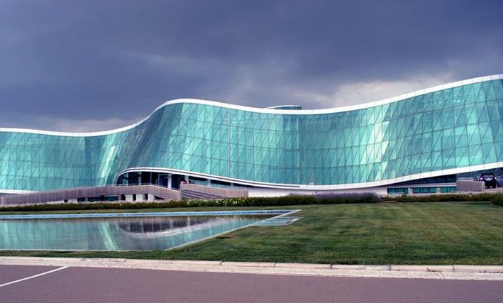 მამაკაცი, რომელმაც მეტროში საყურის გამო ორ ახალგაზრდას სცემა, დააკავეს - რას აცხადებენ შსს-ში