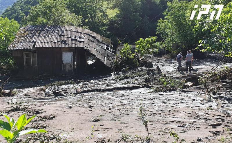 გარესამყაროს მოწყვეტილი სოფელი და დაზიანებული ინფრასტრუქტურა - ძლიერმა წვიმამ ხარაგაული დააზარალა
