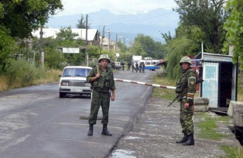 ოკუპირებული ცხინვალის მიმართულებით ყველა ტიპის ტრანსპორტის მოძრაობა პარალიზებულია, აკრძალვა მოქმედებს ქვეითებზეც