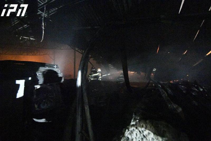 ლილოში ე.წ. ჩინელების ბაზრობაზე ხანძარია - ცეცხლს 14 სახანძრო ბრიგადა ებრძვის