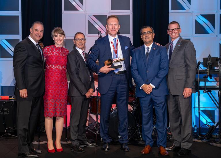 "ვენდის" ქართულმა წარმომადგენლობამ საერთაშორისო "ვენდისგან" წარმატებული ბიზნესსაქმიანობისათვის Golden Grill ჯილდო მიიღო