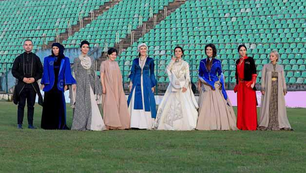 ძუძუს კიბოთი დაავადებული  პაციენტების მხარდასაჭერად,  სხვადასხვა პროფესიის ადამიანები გაერთიანდნენ