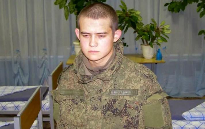 ოფიცრებმა მითხრეს, რომ გამაუპატიურებდნენ,  რა უნდა მექნა? - რუსი წვევამდელი, რომელმაც სამხედრო ბაზაზე 8 ჯარისკაცი მოკლა