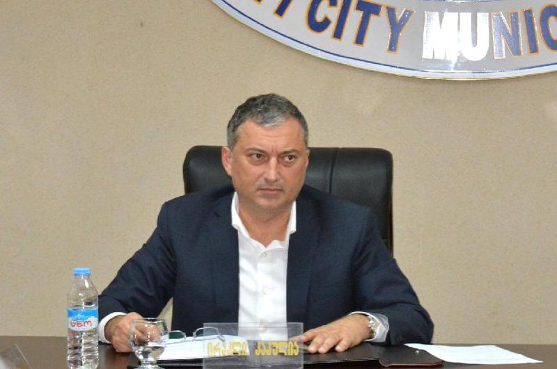 რა ბრალდებით დააკავეს ფოთის საკრებულოს თავმჯდომარე - საგამოძიებო უწყების ოფიციალური კომენტარი