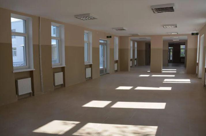 60 წლის მასწავლებელი 14 წლის გოგონას სექსუალური შევიწროების ბრალდებით დააკავეს - "მე-9 კლასელი ბავშვია, ოჯახის ახლობელია..."