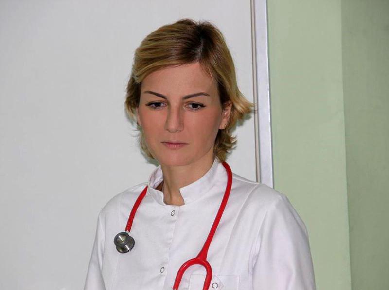 "მცდარია მშობლების წარმოდგენა, რომ ბავშვი ენებს სწავლობს კომპიუტერიდან" - პედიატრი ეკა უბერი გაჯეტებზე დამოკიდებულებასა და მის სავალალო შედეგებზე