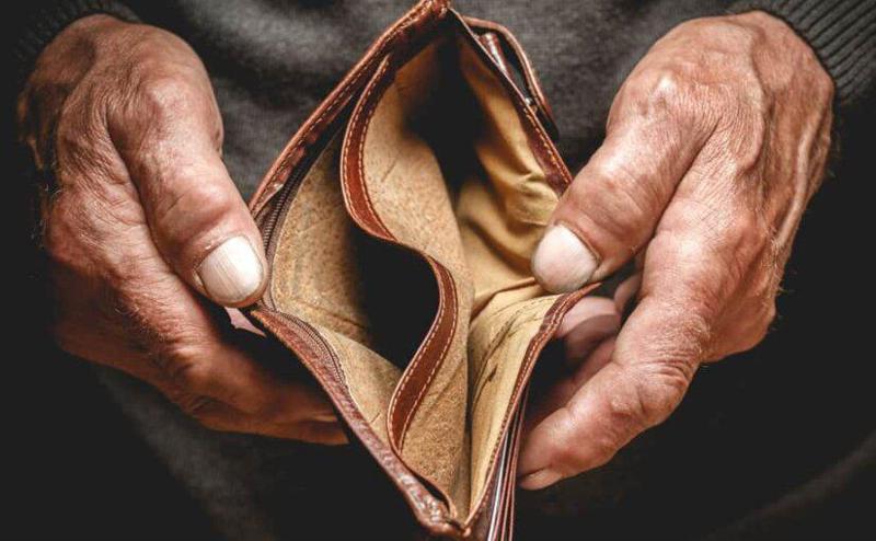 4 რამ, რაც თქვენს ცხოვრებაში სიღარიბეს იზიდავს და სასწრაფოდ უნდა შეცვალოთ