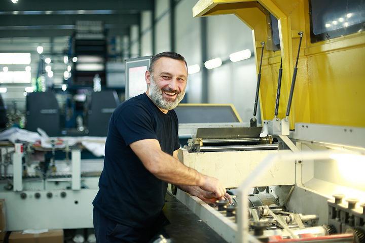 ქართულ პოლიგრაფიულ ინდუსტრიაში ახალი შესაძლებლობები ჩნდება - “კოლორ ჯგუფი” მსხვილ ინვესტიციებს ახორციელებს