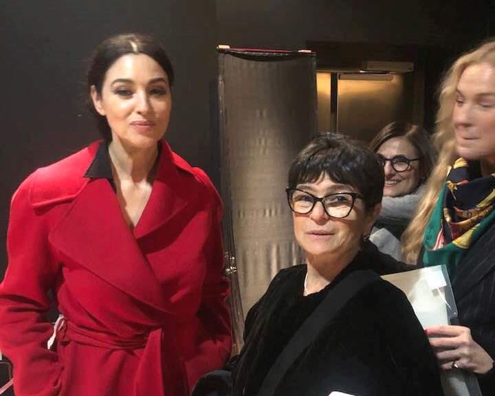 "იღიმებოდა, მაგრამ სევდიანი სახე ჰქონდა... კიდევ როლში იყო" - რას ჰყვება ქართველი პედაგოგი მონიკა ბელუჩისთან შეხვედრის შემდეგ