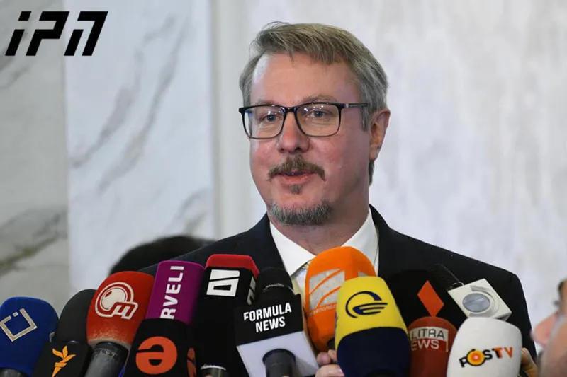 ევროკავშირის ქვეყნებში გამგზავრებამდე საქართველოს მოქალაქეებს შეამოწმებენ - რა ცვლილებებზე საუბრობს ელჩი