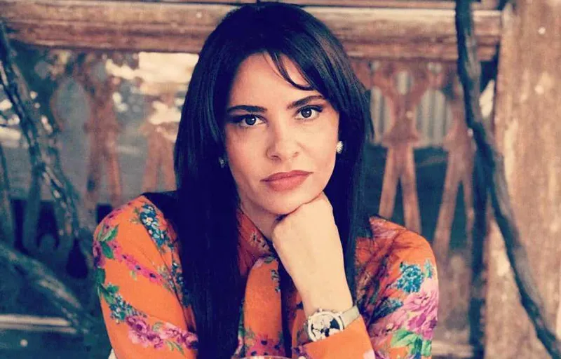 "დღემდე მიყვარს ვინმეს ნაცვამის ტარება, ამას არ ვთაკილობ" - ია ფარულავა მოდაზე და გემოვნებიან ქართველ ქალებზე