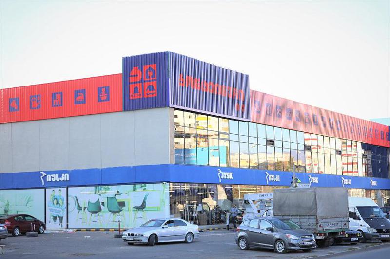 კონტეინერი იხსნება!