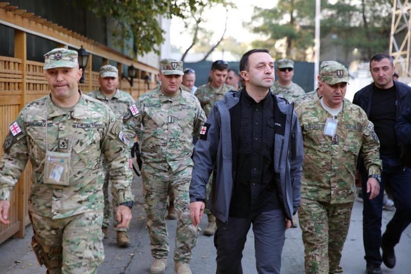 სიახლე სამხედრო მოსამსახურეებისთვის -  ვინ მიიღებს იანვრიდან 200-დან 800 ლარამდე ყოველთვიურ დანამატს