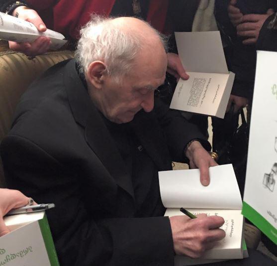 "რა პარტია, რის პარტია... არ შეიძლება ერთმანეთი გვიყვარდეს?!" - გურამ დოჩანაშვილი მკითხველზე, მეგობრებსა და პოლიტიკაზე