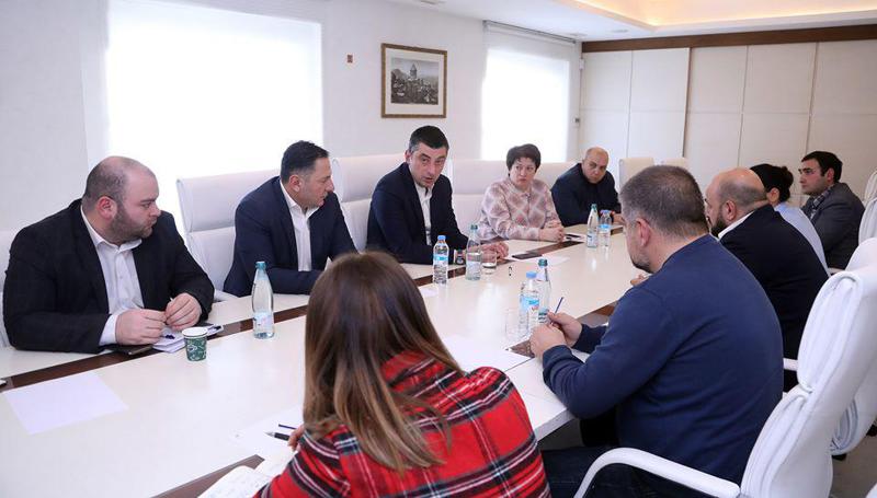 რამ გამოიწვია გუდაურსა და ბაკურიანში უწყლობა - პრემიერმა და მინისტრებმა პრობლემა საგანგებო შეხვედრაზე განიხილეს