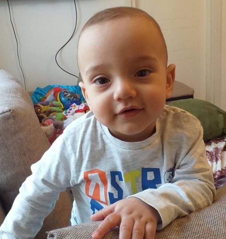 "გთხოვთ, ვისაც რით შეგიძლიათ, დაგვეხმარეთ!" - 1 წლის ალექსის სიმსივნის დასამარცხებლად საზოგადოების დახმარება სჭირდება