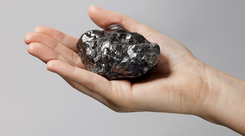 მსოფლიოში სიდიდით მეორე ალმასი გაიყიდა - ვინ არის 50 მილიონ დოლარიანი ძვირფასი ქვის მფლობელი?